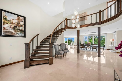 518 Ballantree Place, West Vancouver, BC 