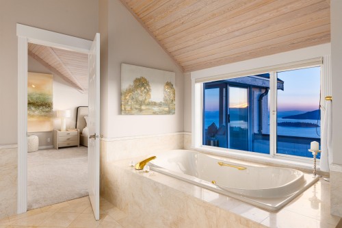 5433 Monte Bre Place, West Vancouver, BC 