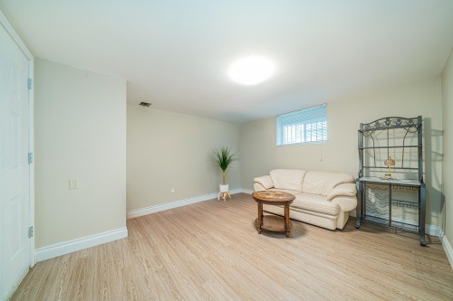 4824 Fairlawn Drive, Burnaby, BC 