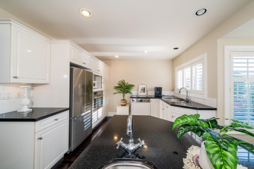 4824 Fairlawn Drive, Burnaby, BC 