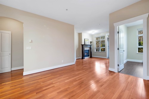 114-6279 Eagles Drive, Vancouver, BC 