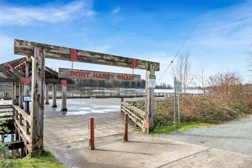 101-11641 227 Street, Maple Ridge, BC 