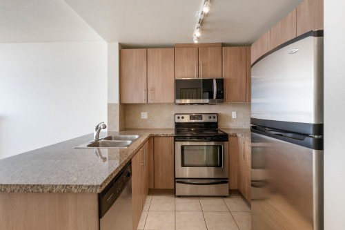 1110-898 Carnarvon Street, New Westminster, BC 