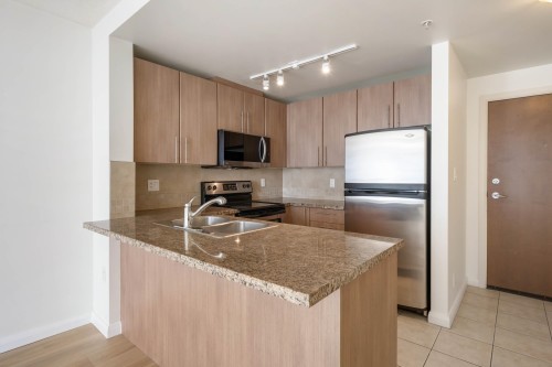 1110-898 Carnarvon Street, New Westminster, BC 