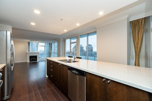 2703-4400 Buchanan Street, Burnaby, BC 