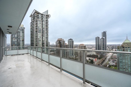 2703-4400 Buchanan Street, Burnaby, BC 