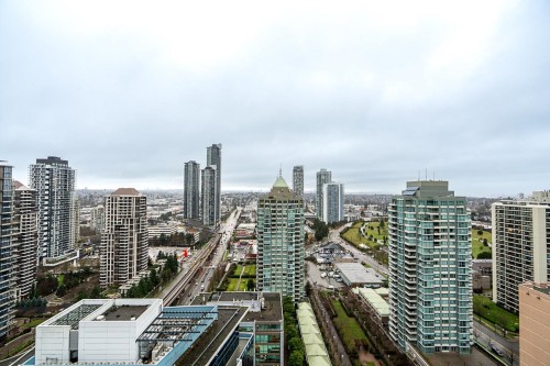 2703-4400 Buchanan Street, Burnaby, BC 