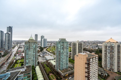 2703-4400 Buchanan Street, Burnaby, BC 