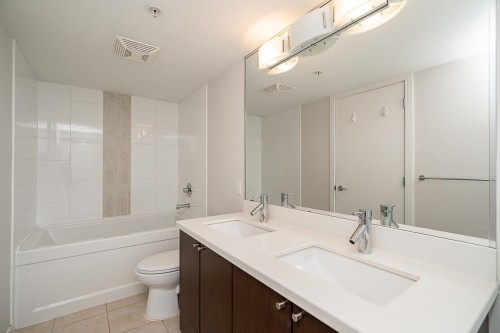 2703-4400 Buchanan Street, Burnaby, BC 