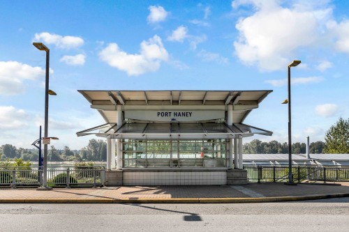 602-11641 227 Street, Maple Ridge, BC 