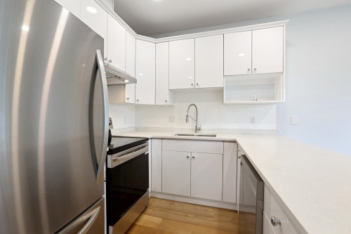 2988 School Avenue, Vancouver, BC 