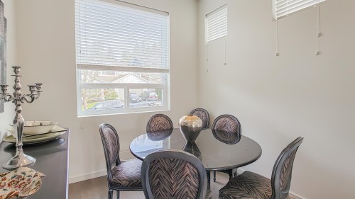 24670 106 Avenue, Maple Ridge, BC 