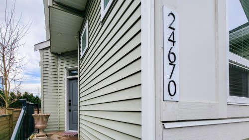 24670 106 Avenue, Maple Ridge, BC 