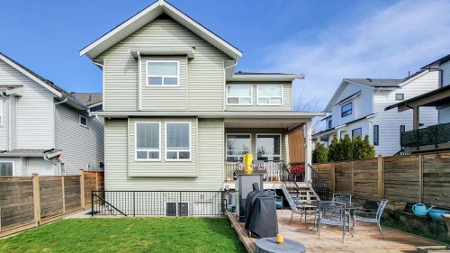 24670 106 Avenue, Maple Ridge, BC 