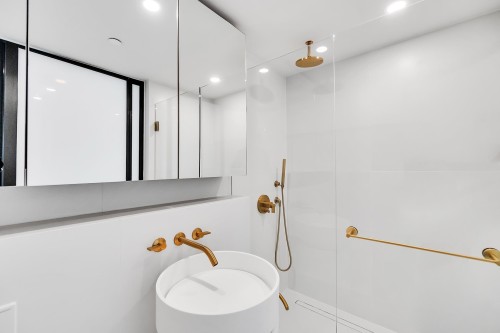 2008-1033 Nelson Street, Vancouver, BC 