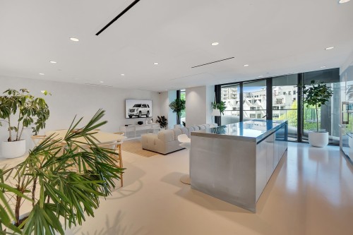 2008-1033 Nelson Street, Vancouver, BC 