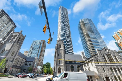 2008-1033 Nelson Street, Vancouver, BC 