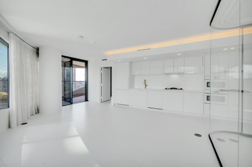 2008-1033 Nelson Street, Vancouver, BC 