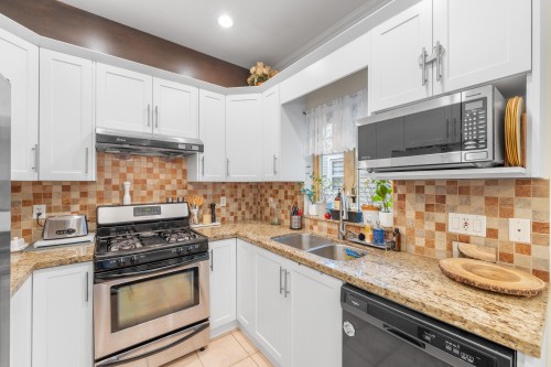 1636 12Th Avenue E, Vancouver, BC 