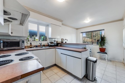 3150 26Th Avenue W, Vancouver, BC 