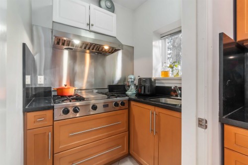 5396 Rhodes Street, Vancouver, BC 