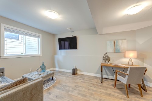 1438 Strawline Hill Street, Coquitlam, BC 