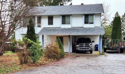 24902 122 Avenue  Maple Ridge, BC V4R 2A1