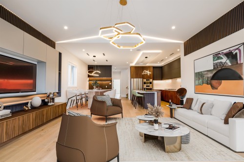 8057 18Th Avenue, Burnaby, BC 