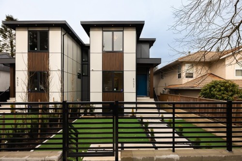 8057 18Th Avenue, Burnaby, BC 