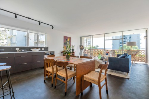 101-2135 Argyle Avenue, West Vancouver, BC 