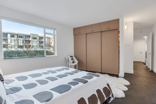 101-2135 Argyle Avenue, West Vancouver, BC 