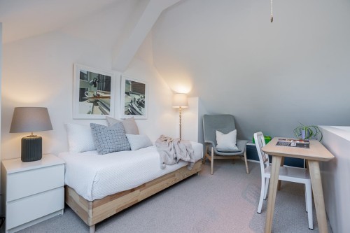 3241 6Th Avenue W, Vancouver, BC 