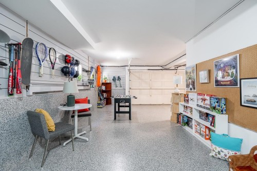 3241 6Th Avenue W, Vancouver, BC 