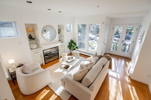 3241 6Th Avenue W, Vancouver, BC 