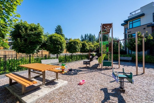 103-2035 Glenaire Drive, North Vancouver, BC 