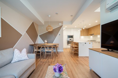 103-2035 Glenaire Drive, North Vancouver, BC 