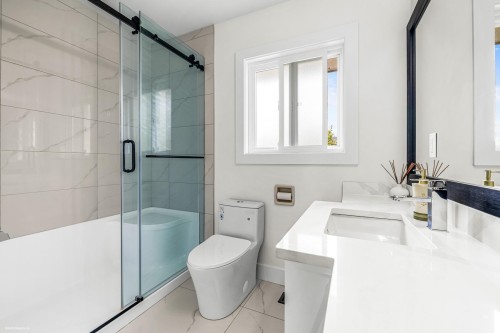 9360 Pinewell Crescent, Richmond, BC 