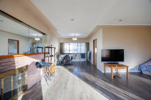 535 62Nd Avenue W, Vancouver, BC 