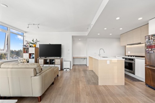 907-525 Foster Avenue, Coquitlam, BC 