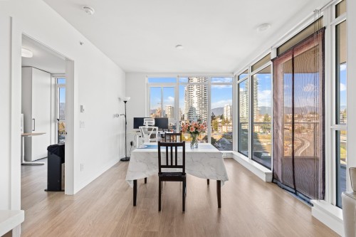 907-525 Foster Avenue, Coquitlam, BC 