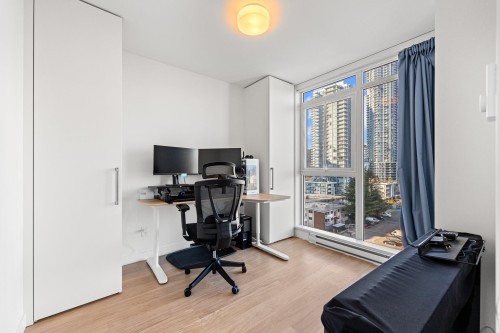 907-525 Foster Avenue, Coquitlam, BC 