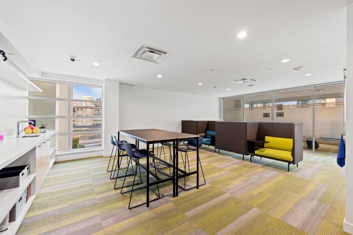 907-525 Foster Avenue, Coquitlam, BC 