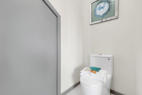 1-3547 Georgia Street E, Vancouver, BC 