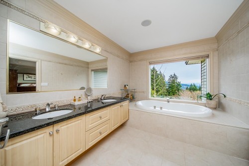 2138 Braeside Place, Coquitlam, BC 