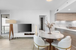 3405-2085 Skyline Court  Burnaby, BC V5C 0M6