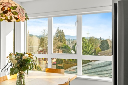 303-1519 Crown Street, North Vancouver, BC 