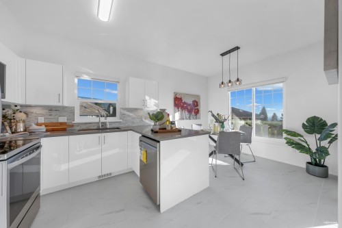 38-1751 Paddock Drive, Coquitlam, BC 