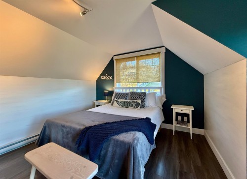 605 Woodland Avenue, Gibsons, BC 