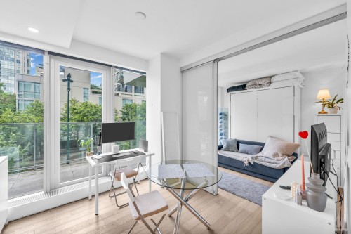 303-1480 Howe Street, Vancouver, BC 