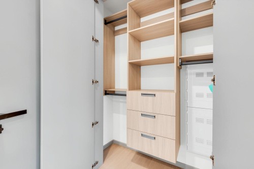 2-3547 Georgia Street E, Vancouver, BC 